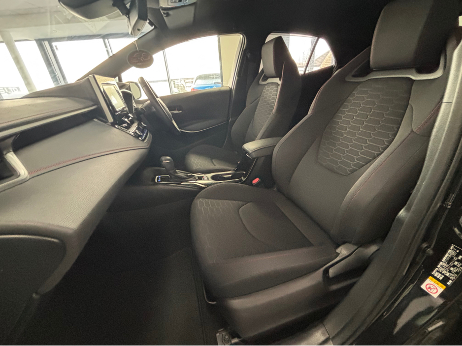 2018 Toyota Corolla - image 11