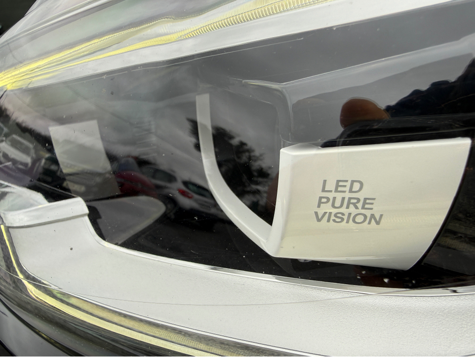 2017 Renault Kadjar - image 7