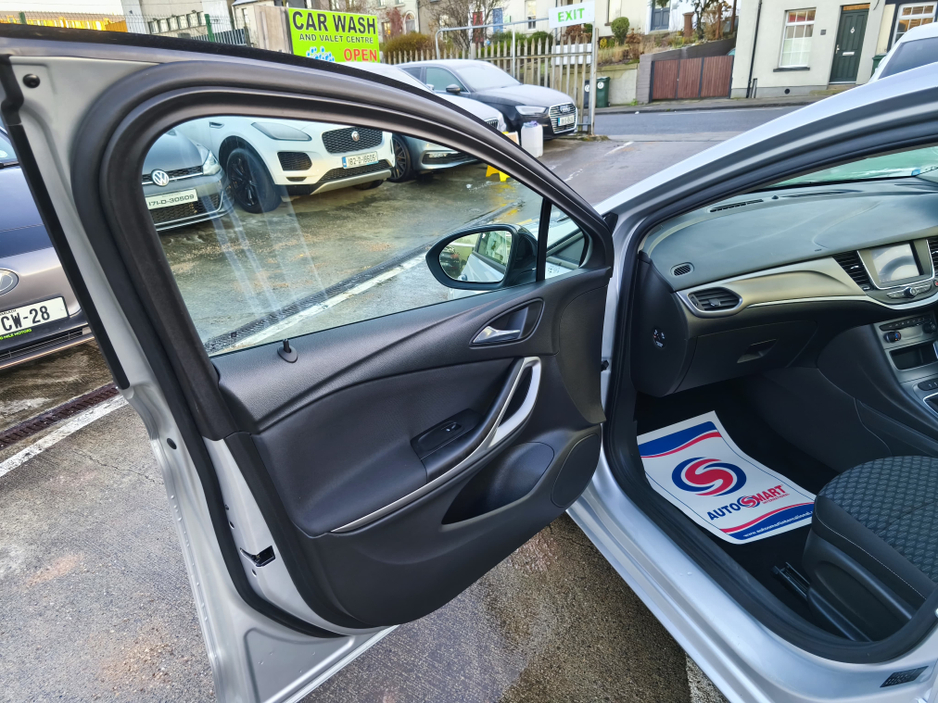 2021 Opel Astra 2021 Opel Astra AA Approved 1 Year Warranty €13,950