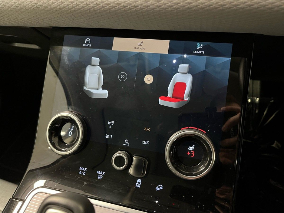 2021 Land Rover Range Rover Evoque - image 15