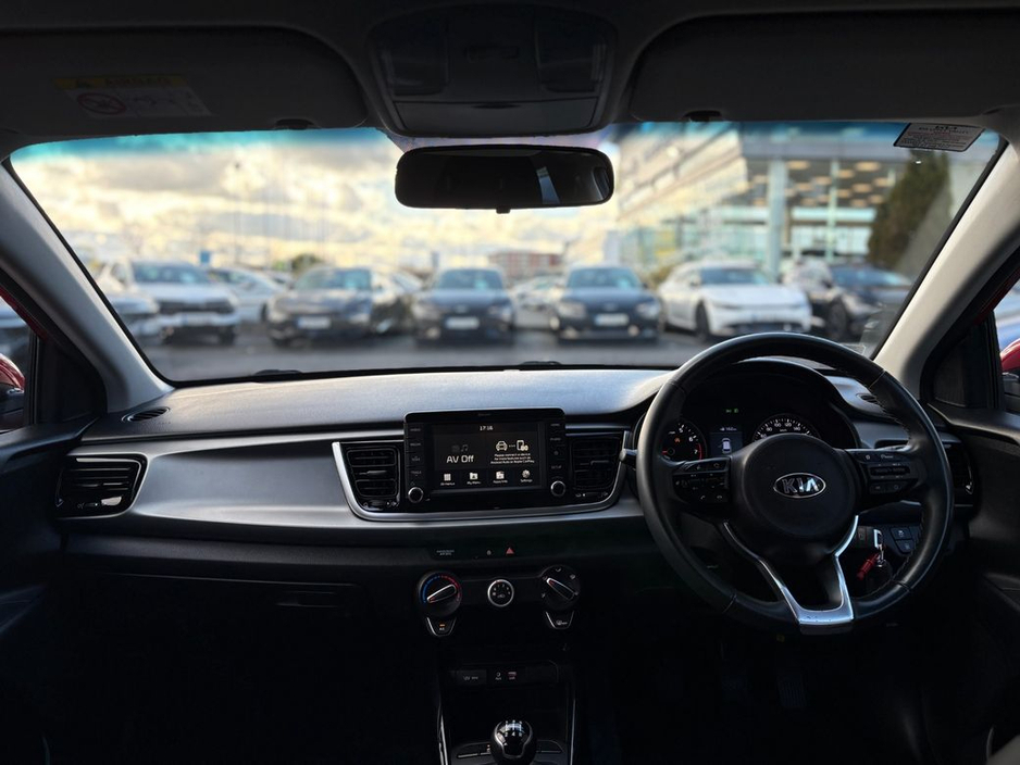 2021 Kia Rio - image 7