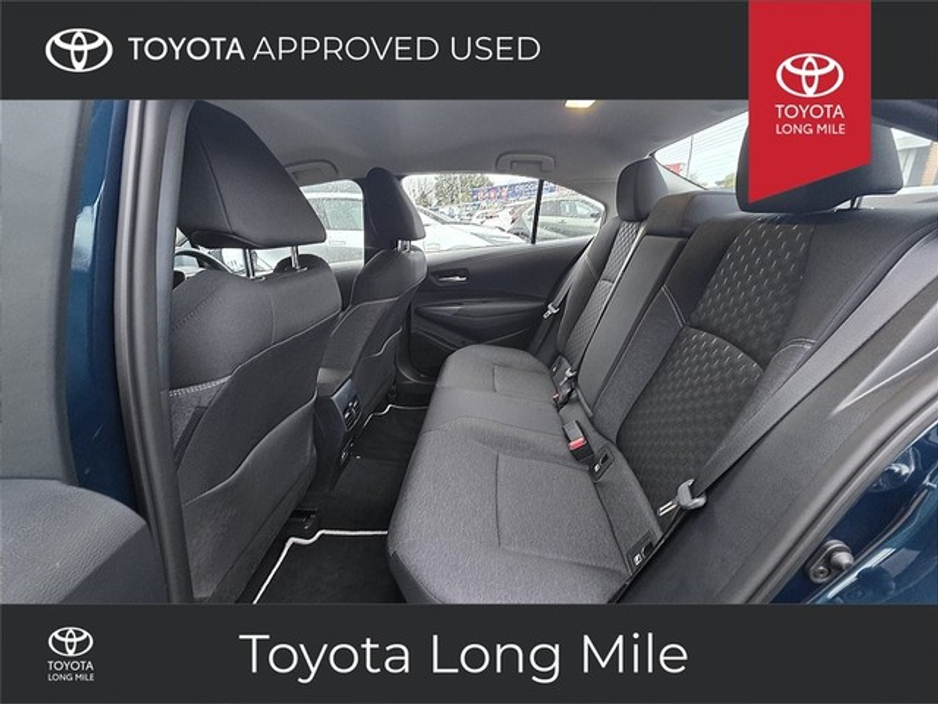 2025 Toyota Corolla 1.8 Hybrid Luna 4dr €32,449