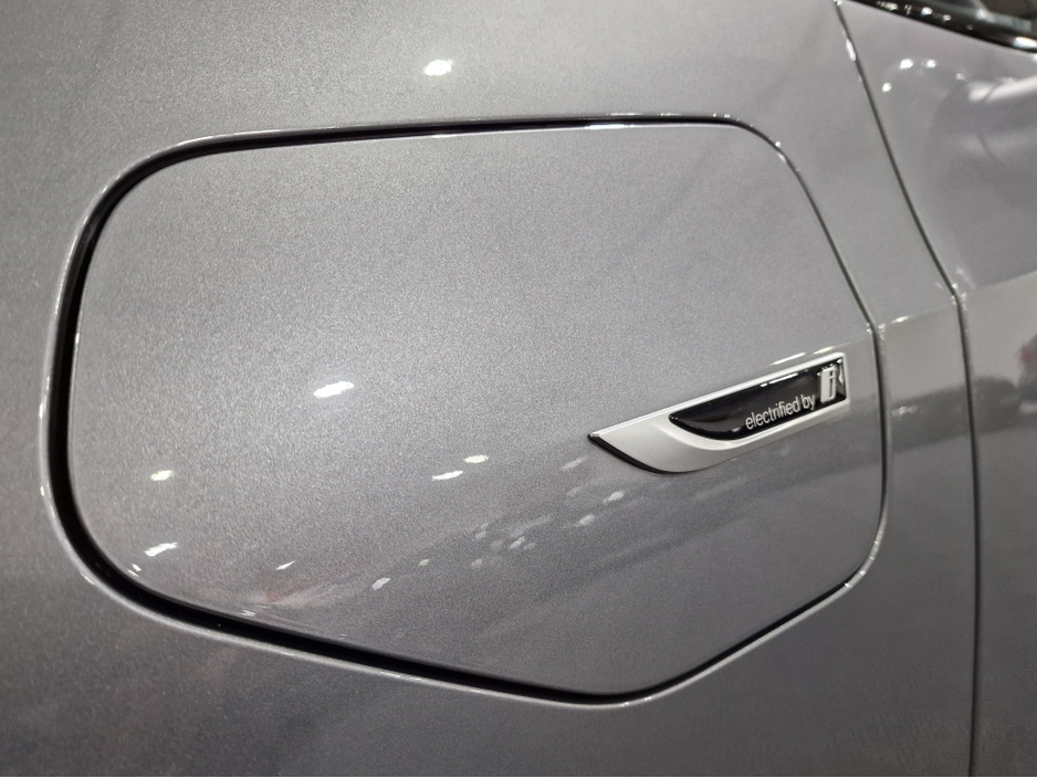 2023 BMW 2 Series Active Tourer 225E M SPORT X-DRIVE AUTOMATIC **ONE OWNER / APPLE CARPLAY / CRUISE CONTROL / COMFORT ACCESS / HALF LEATHER & ALCANTARA / HEATED FRONT SEATS / SAT NAV / REVERSE CAMERA / WIRELESS PHONE CHARGING** €35,900