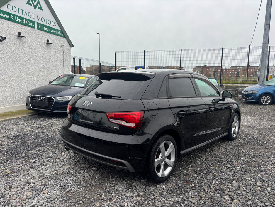 2015 Audi A1  €13,950