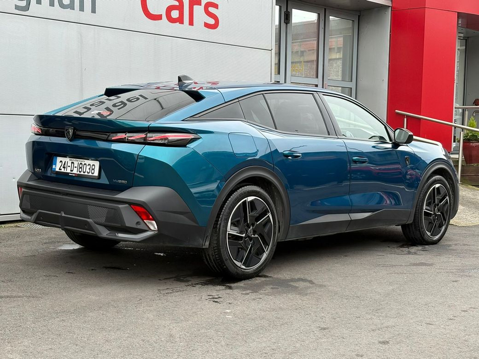 2024 Peugeot 408 - image 7