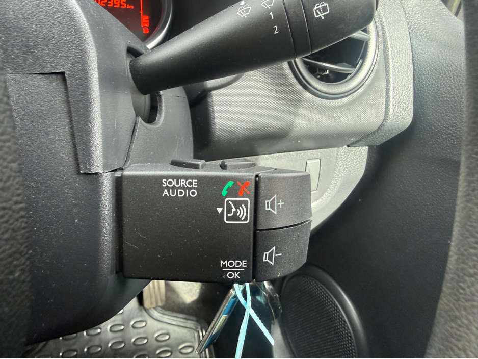 2018 Dacia Sandero - image 15