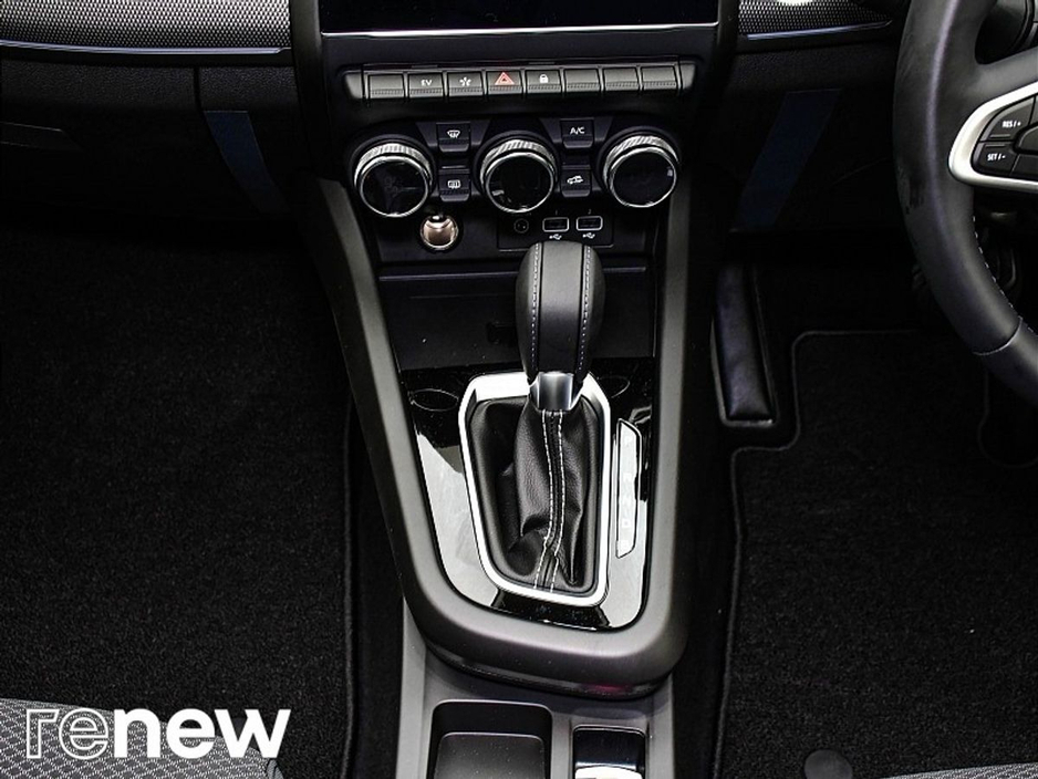 2024 Renault Arkana - image 23