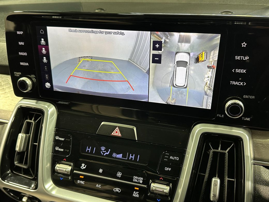 2022 Kia Sorento - image 13