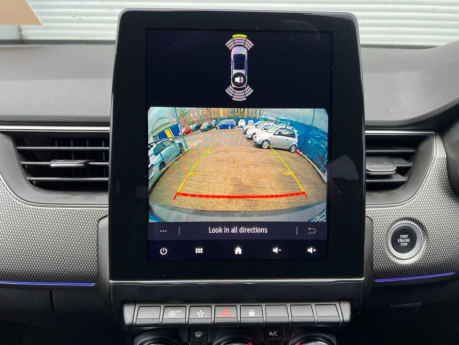 2024 Renault Arkana TECHNO 1.4 AUTO // APPLE CARPLAY/ANDROID AUTO // BLIND SPOT MONITOR // DIGITAL CLUSTER €23,950