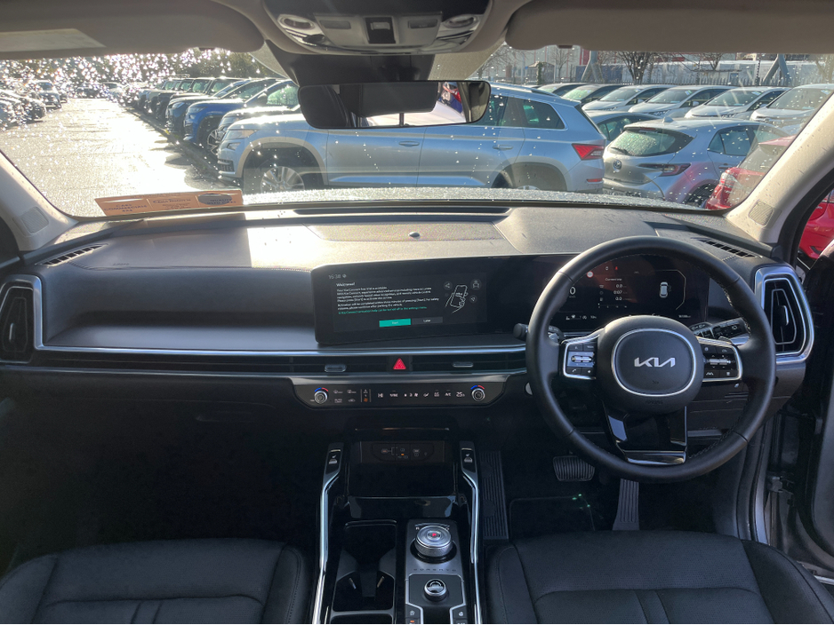 2025 Kia Sorento - image 20