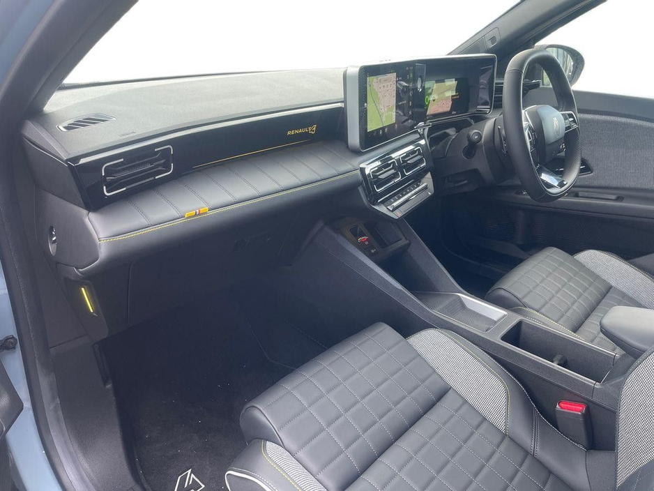 2025 Renault 4 - image 2