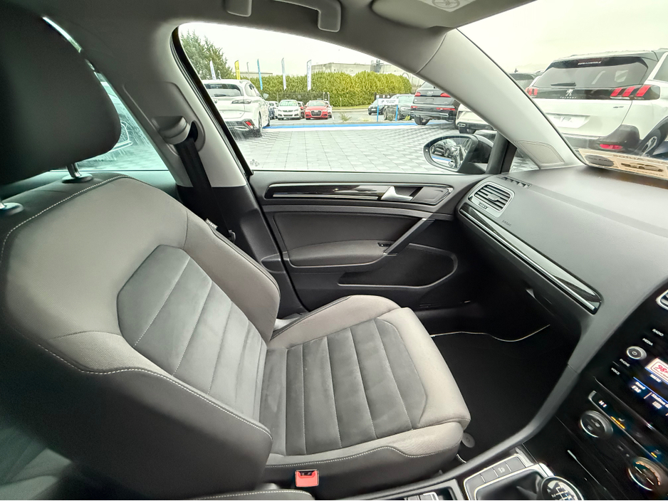 2018 Volkswagen Golf HIGHLINE 1.0L PETROL - MANUAL - 12M WARRANTY - CAR: 1622