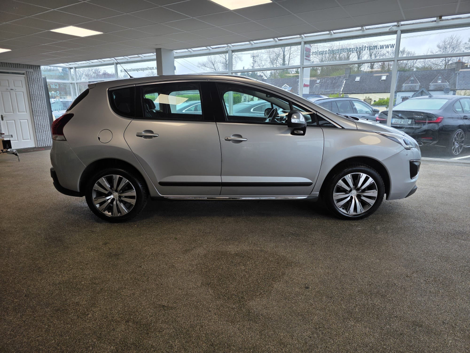 2016 Peugeot 3008 - image 6