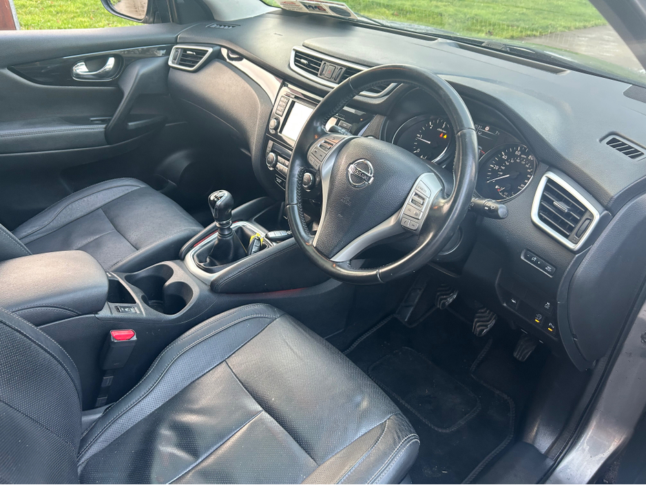 2015 Nissan Qashqai 1.6 DCI TEKNA 130bhp // FULL LEATHER // €9,900