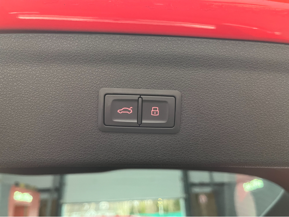 2017 Audi Q3 - image 9