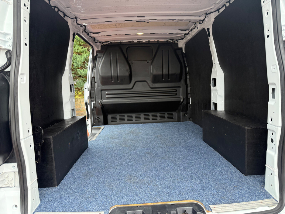 2024 Ford Transit Custom  €29,995