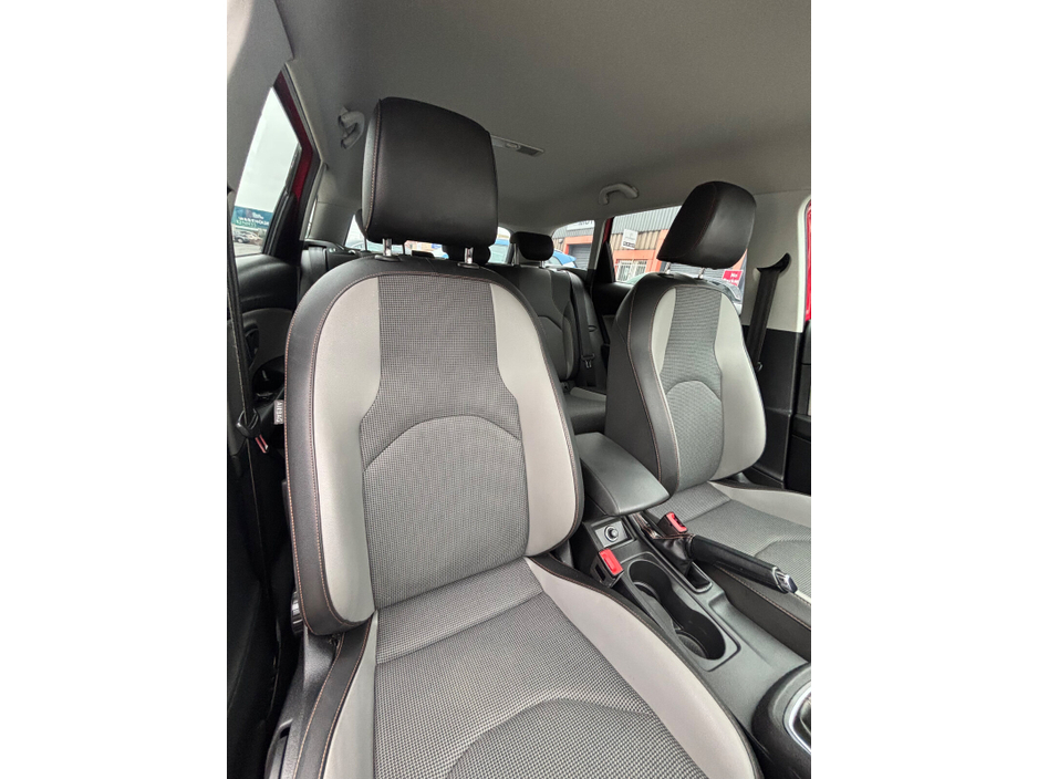 2015 SEAT Leon - image 29