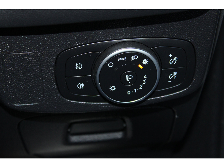 2020 Ford Focus 1.0 Ecoboost 125PS Titanium €18,950