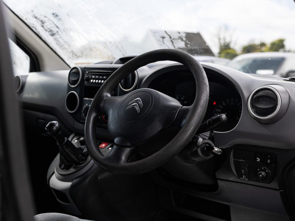 2015 Citroen Berlingo - image 12