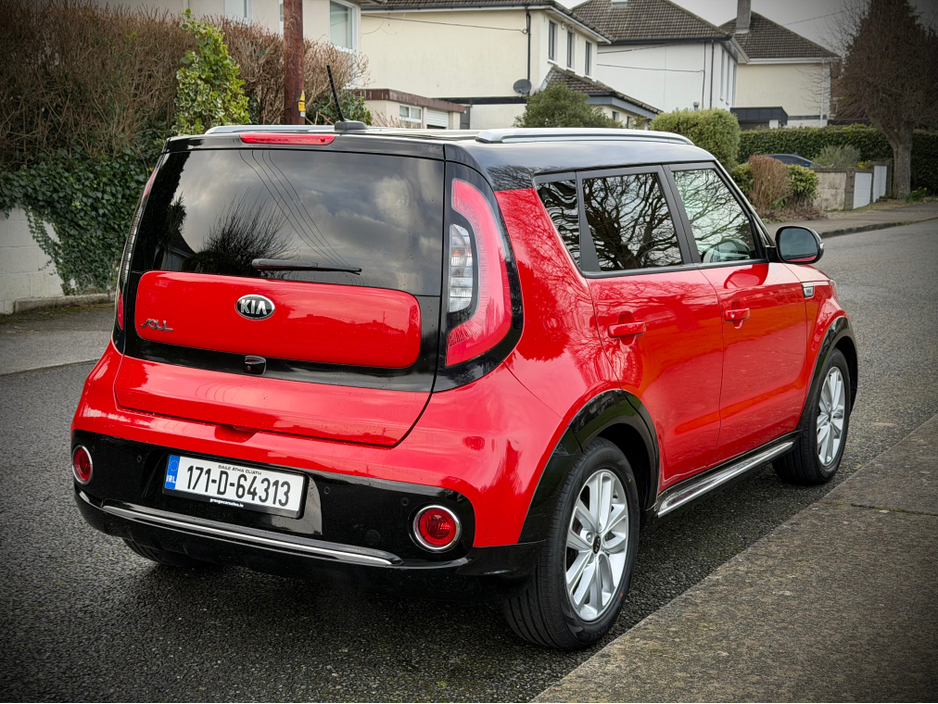 2017 Kia Soul 1.6 Petrol 5dr Hatchback | Low mileage | 2 keys | Service history | Sold serviced and valeted with warranty provided. €12,900