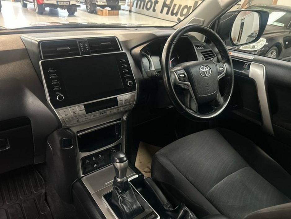 2024 Toyota Landcruiser LWB COMM 2.8 AUTO €59,950