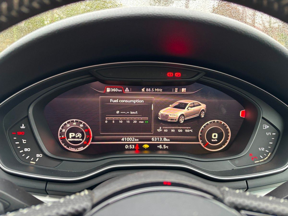 2016 Audi A4 - image 14