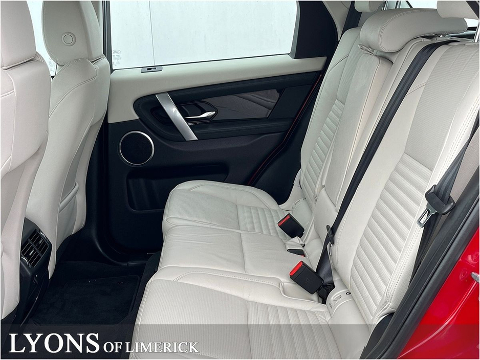 2021 Land Rover Discovery Sport 1.5 I3 PHEV 300 PS AWD S Auto || 24 Month Land Rover Approved Warranty €56,945