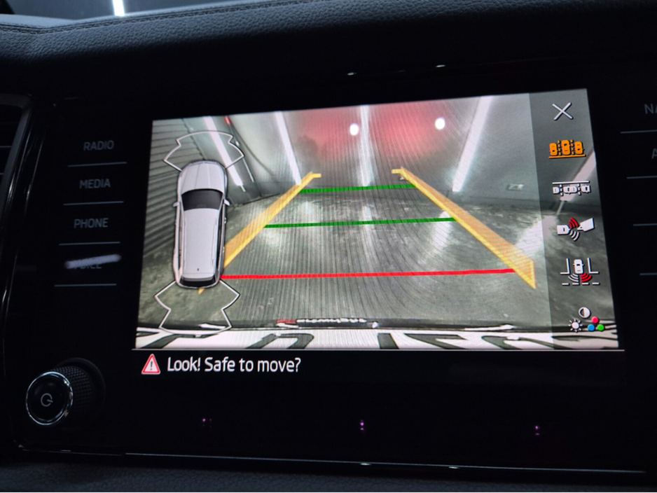 2023 Skoda Kodiaq - image 10