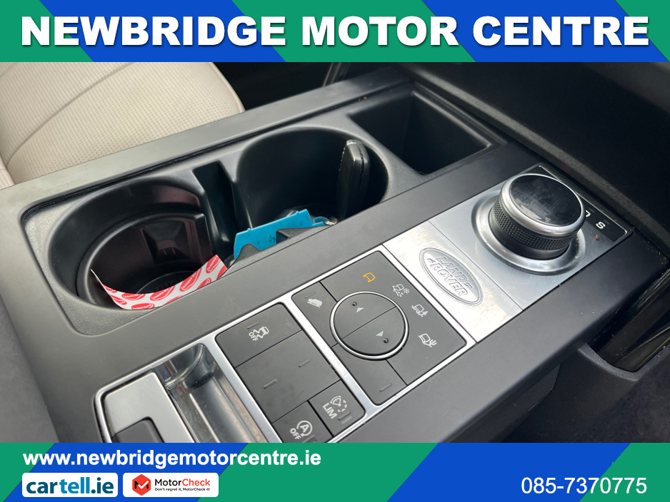 2018 Land Rover Discovery - image 12