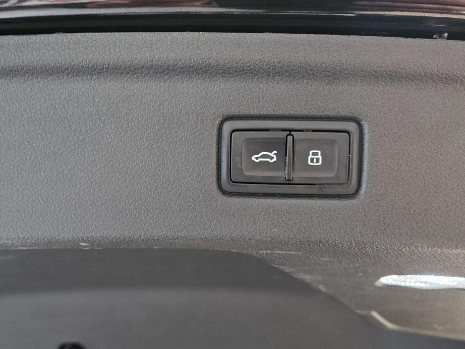 2021 Audi A5  €36,950