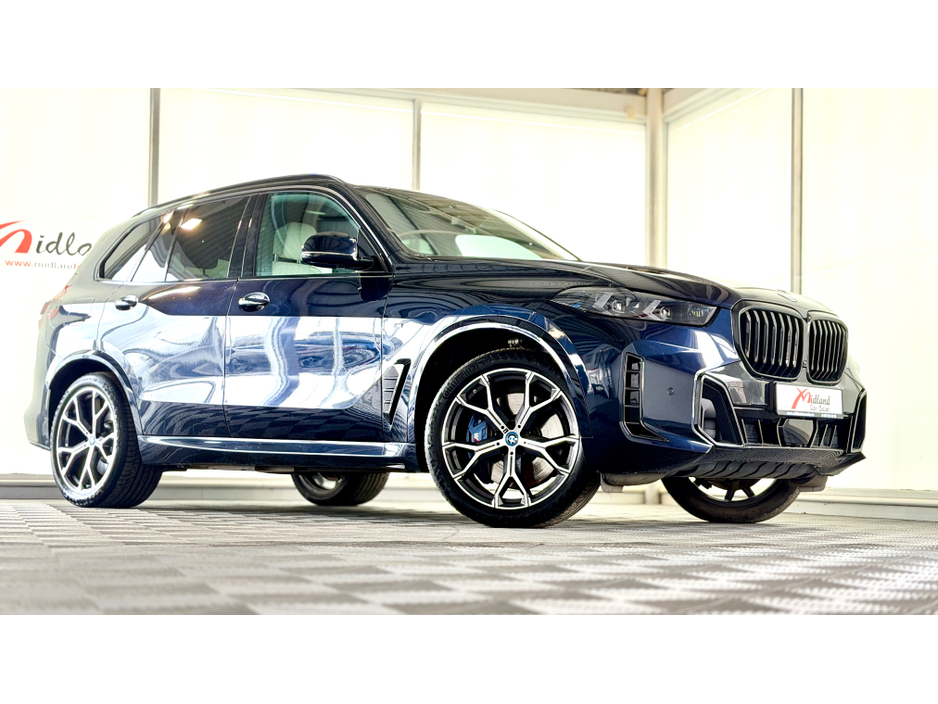 2024 BMW X5 - image 15