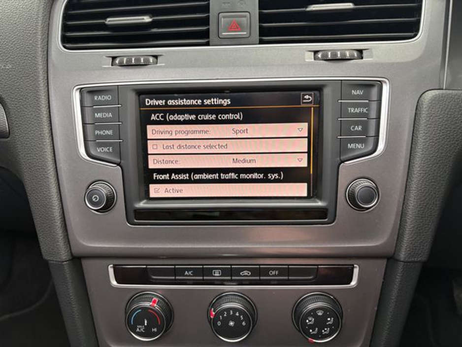 2016 Volkswagen Golf 1.2 TSI - IRISH CAR - SUNROOF €14,900