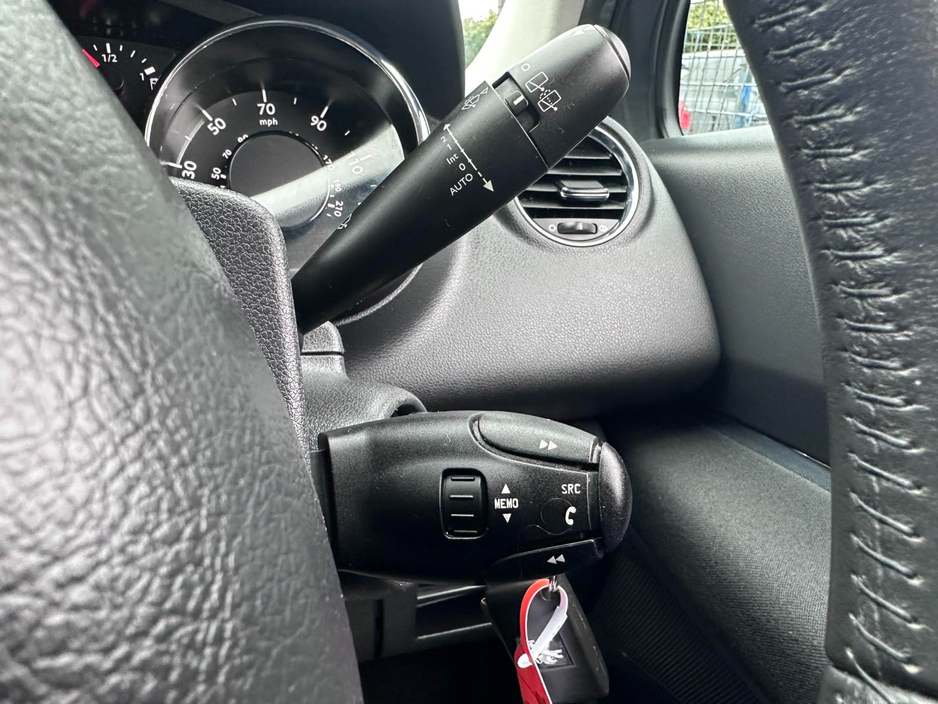 2012 Peugeot 5008 1.6 HDI ACTIVE 112BHP 5DR €3,950