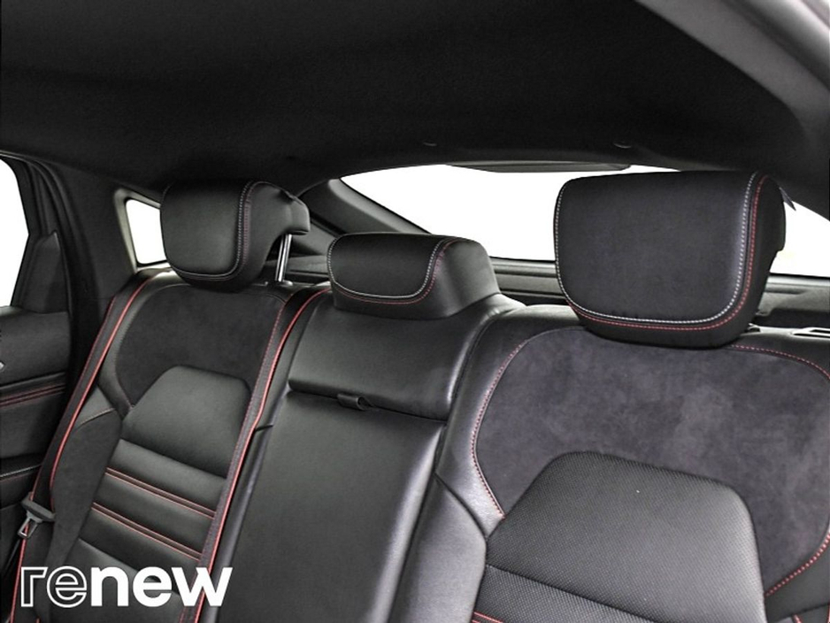 2022 Renault Arkana - image 24