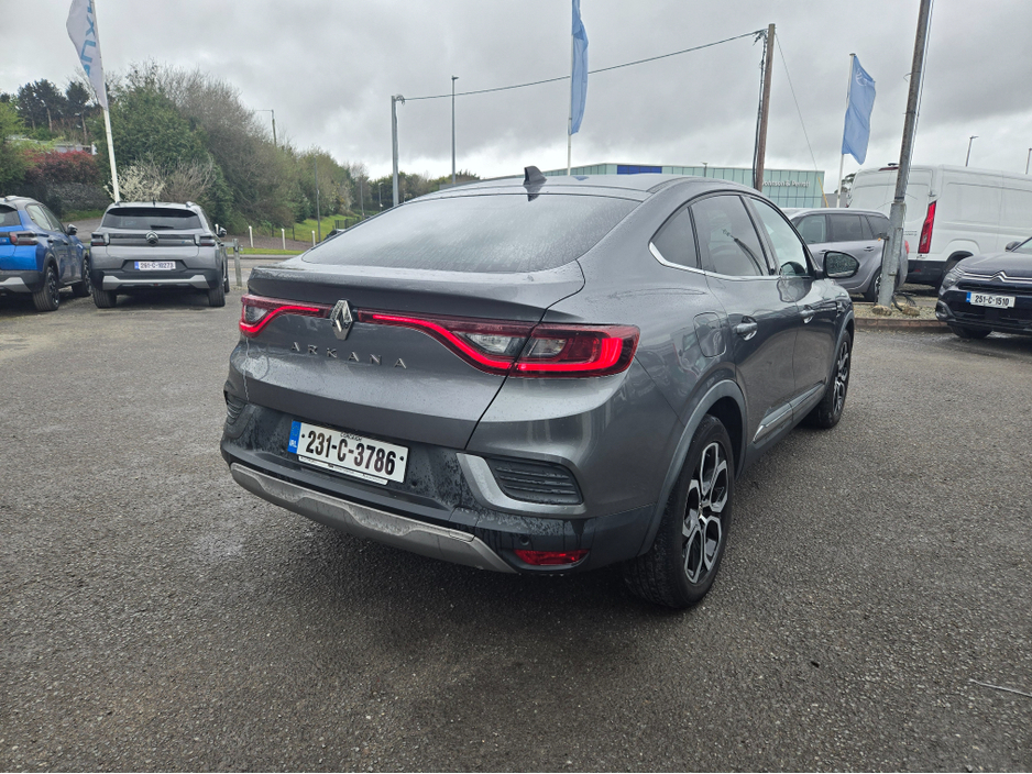 2023 Renault Arkana - image 3