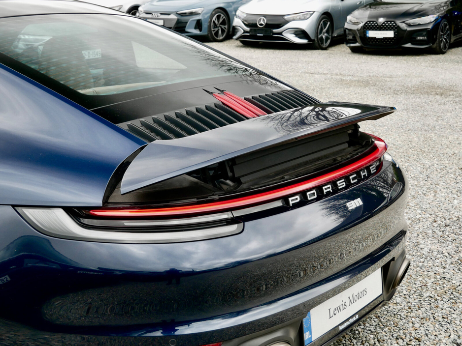 2022 Porsche 911 - image 16