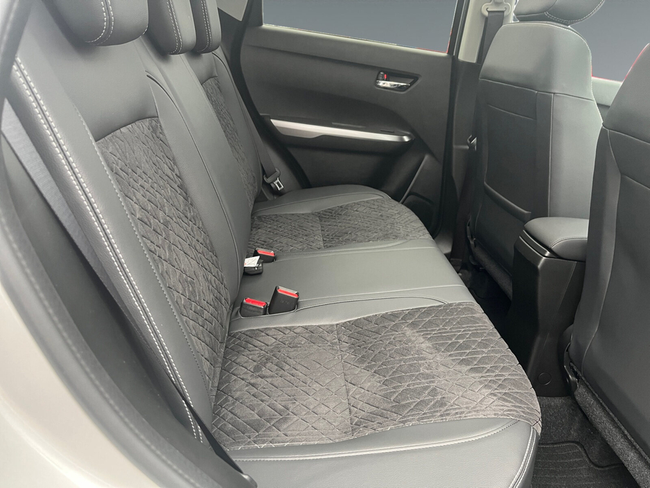 2026 Suzuki Vitara - image 13