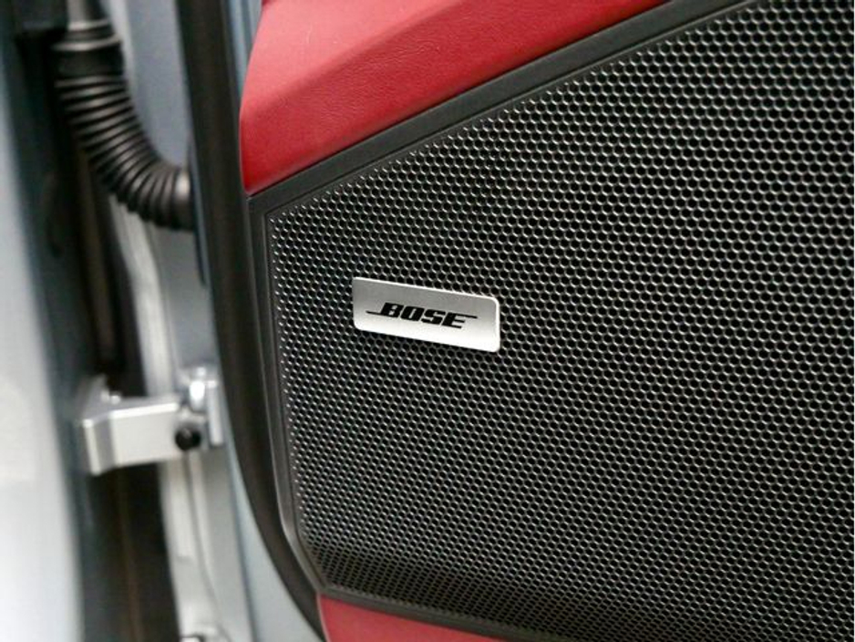 2024 Porsche Cayenne - image 22