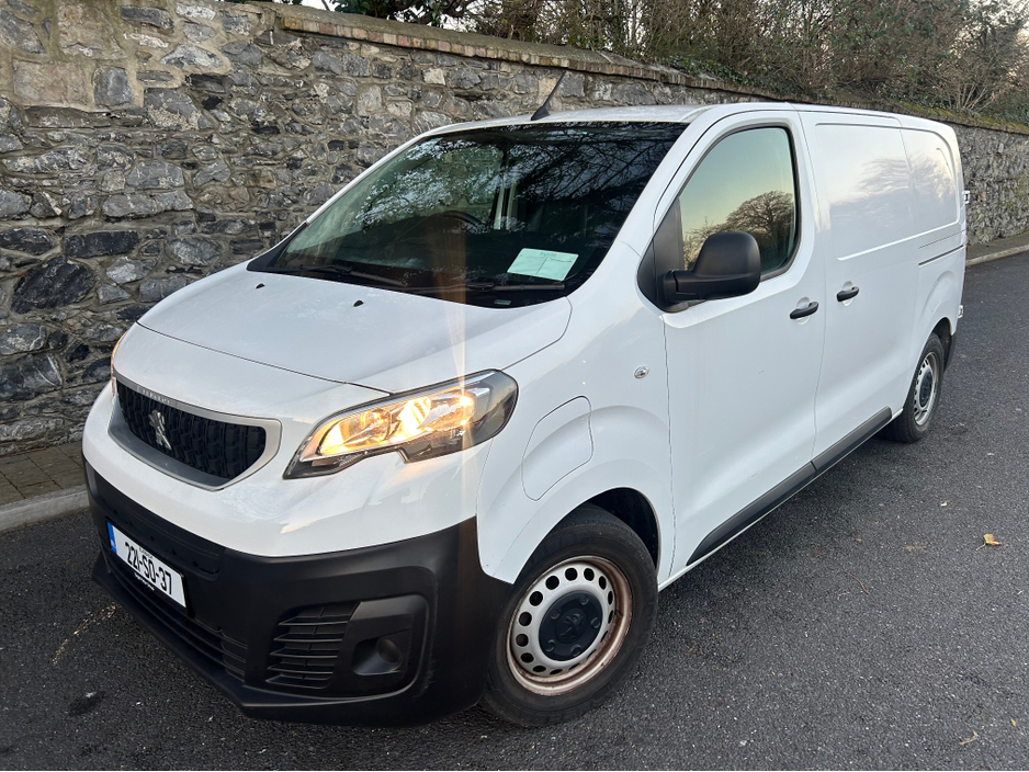 2022 Peugeot Expert EACTIVE STANDARD 100KW 50KWH 4 €14,950