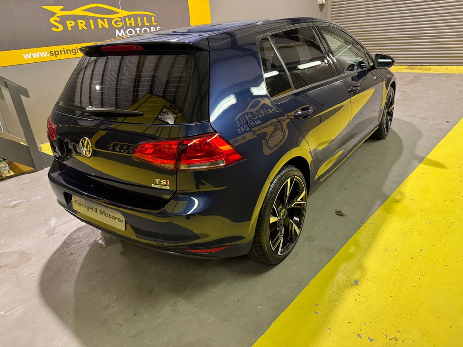 2013 Volkswagen Golf - image 4