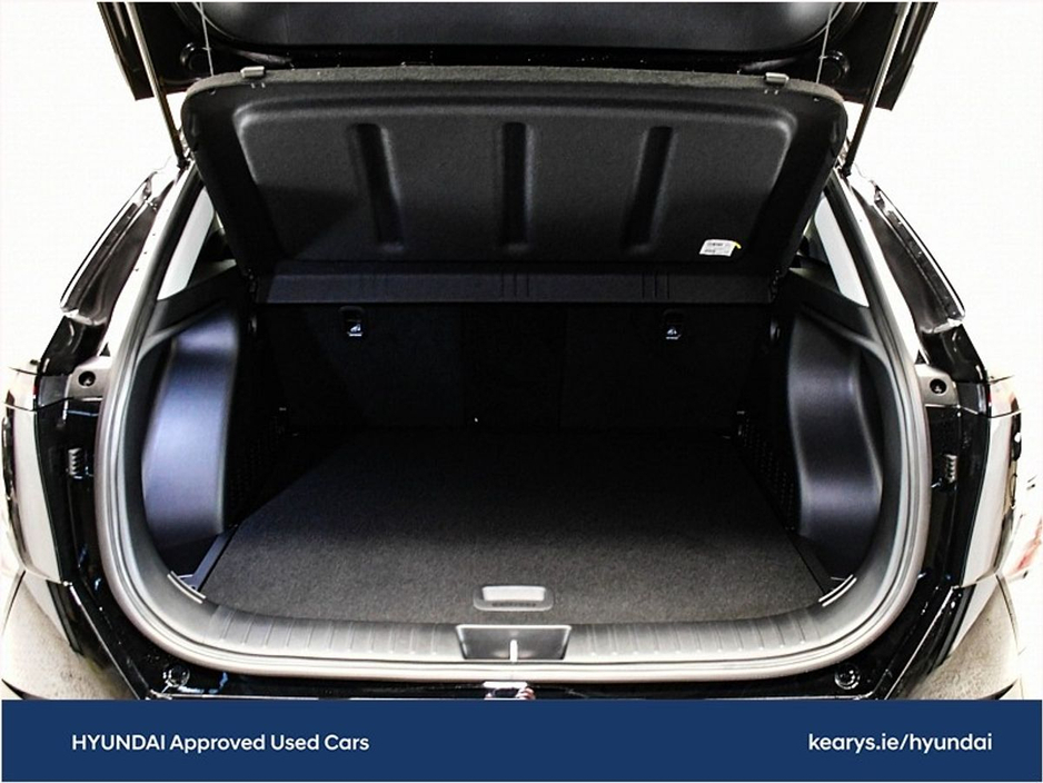 2025 Hyundai Kona - image 9