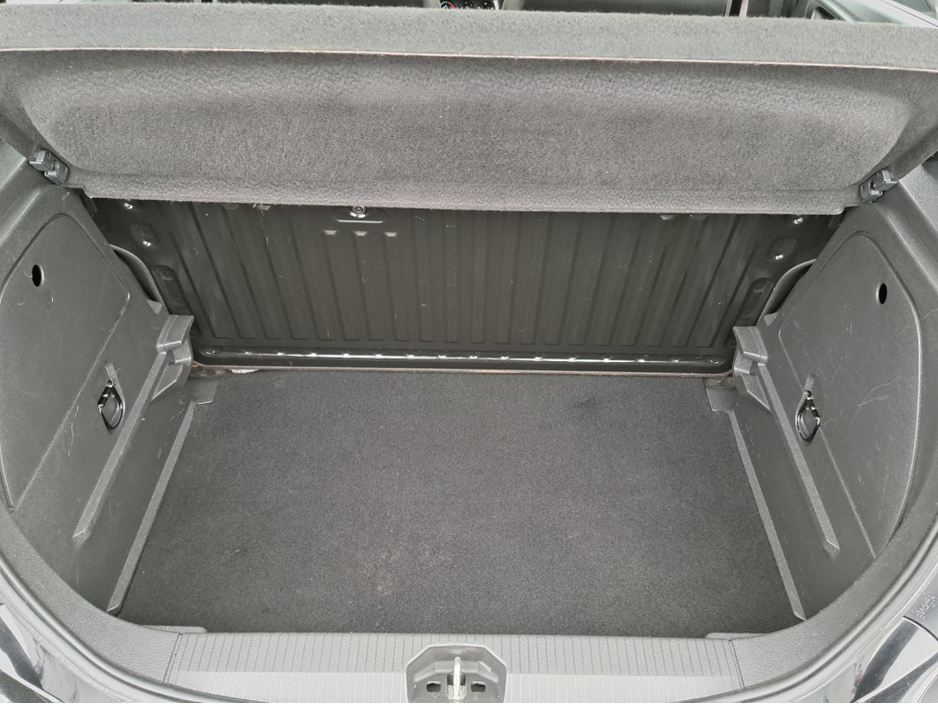 2017 Opel Corsa 1.4 SRI VX-LINE 90BHP **7" TOUCH SCREEN** €8,950