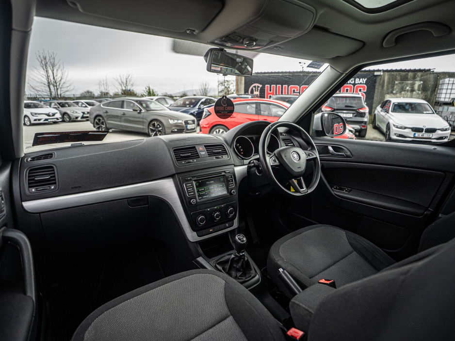 2014 Skoda Yeti - image 10