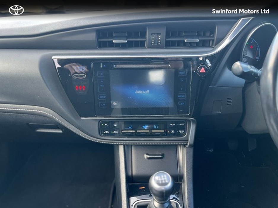 2016 Toyota Auris AURIS 1.4D-4D LUNA €13,950