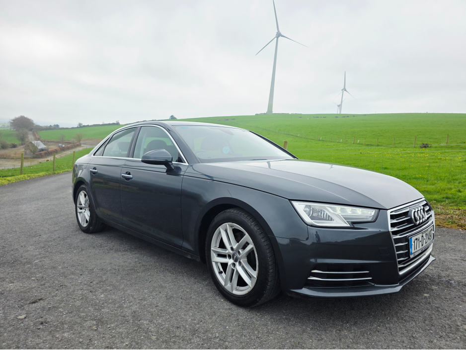 2017 Audi A4 - image 6