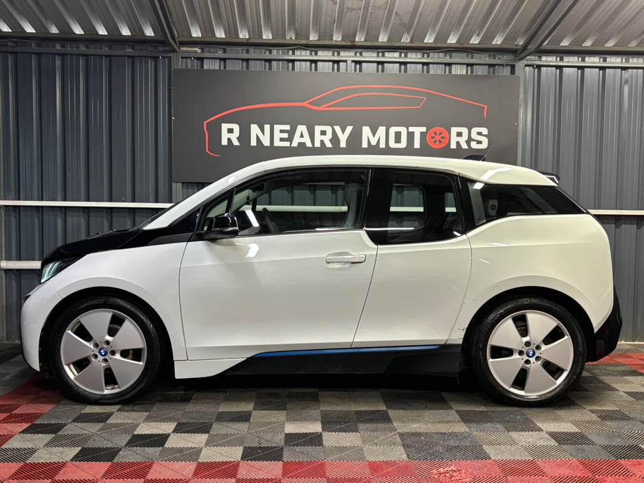 2017 BMW i3 - image 3