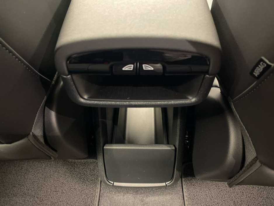 2026 Volvo EX30 - image 14