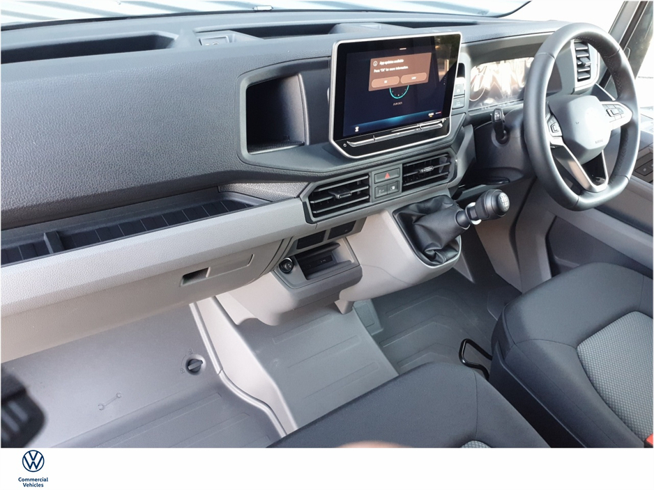 2025 Volkswagen Crafter - image 16