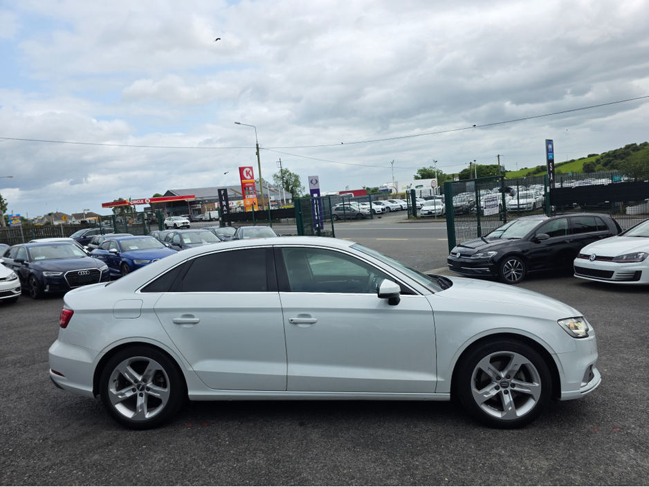 2018 Audi A3 Saloon SALOON 1.4 TFSI SPORTS EDITION ELECTRIC SEATS - REVERSING CAMERA / PARKING SENSORS - DRIVE MODE €21,950