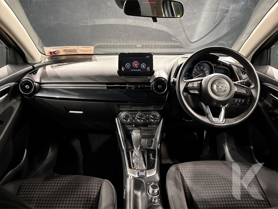 2018 Mazda Demio - image 12